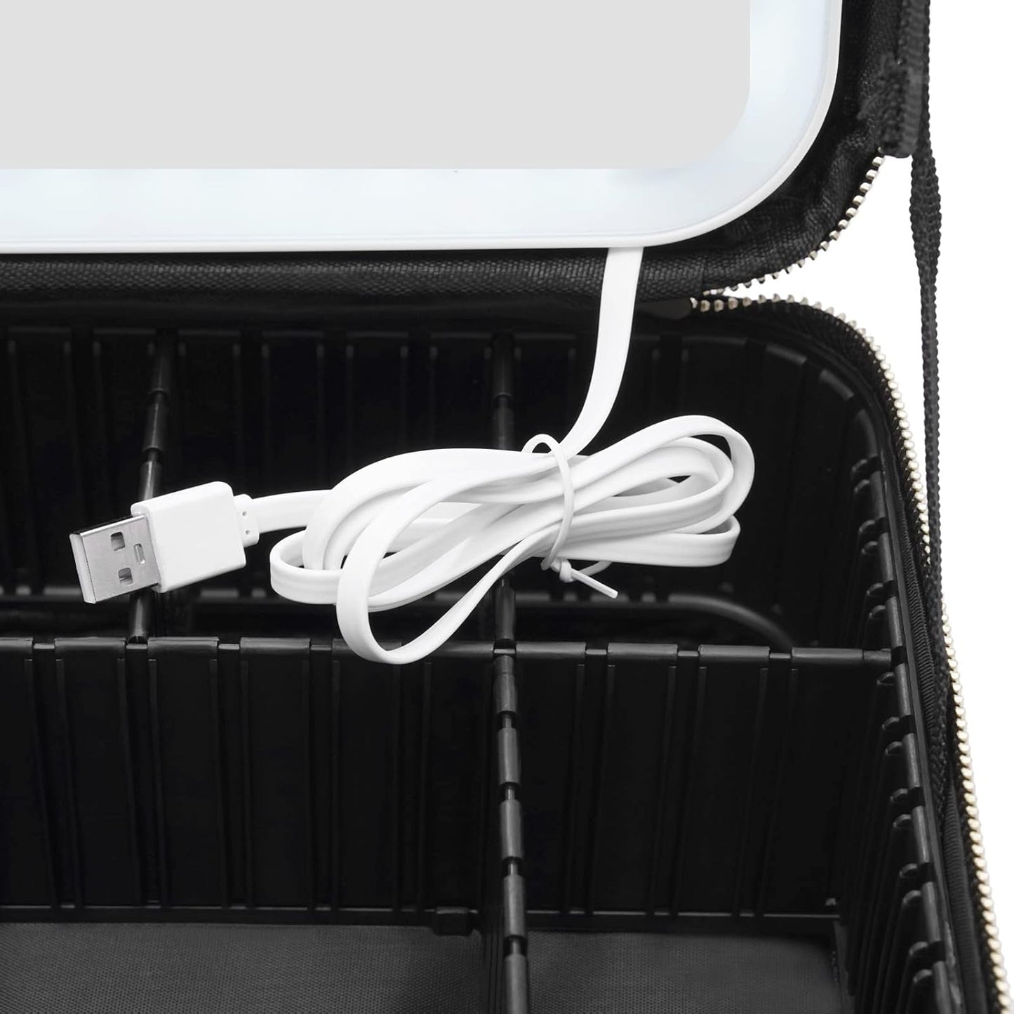 Kofer za šminku sa LED ogledalom